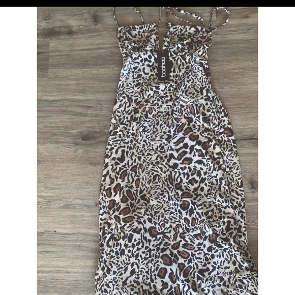 Boohoo Leopard Print Dress NWT - Picture 5 of 5